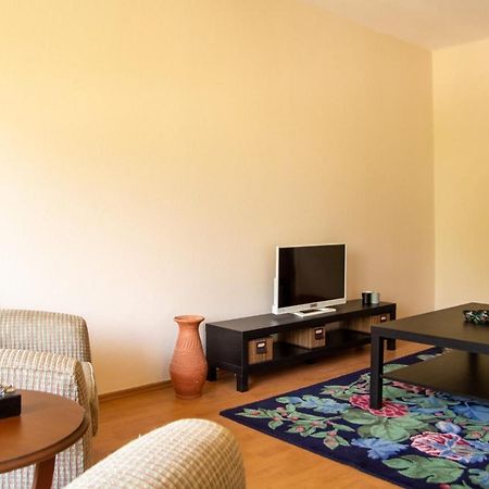 Lovely Flat Near Public Transportation In Izmir Exteriör bild