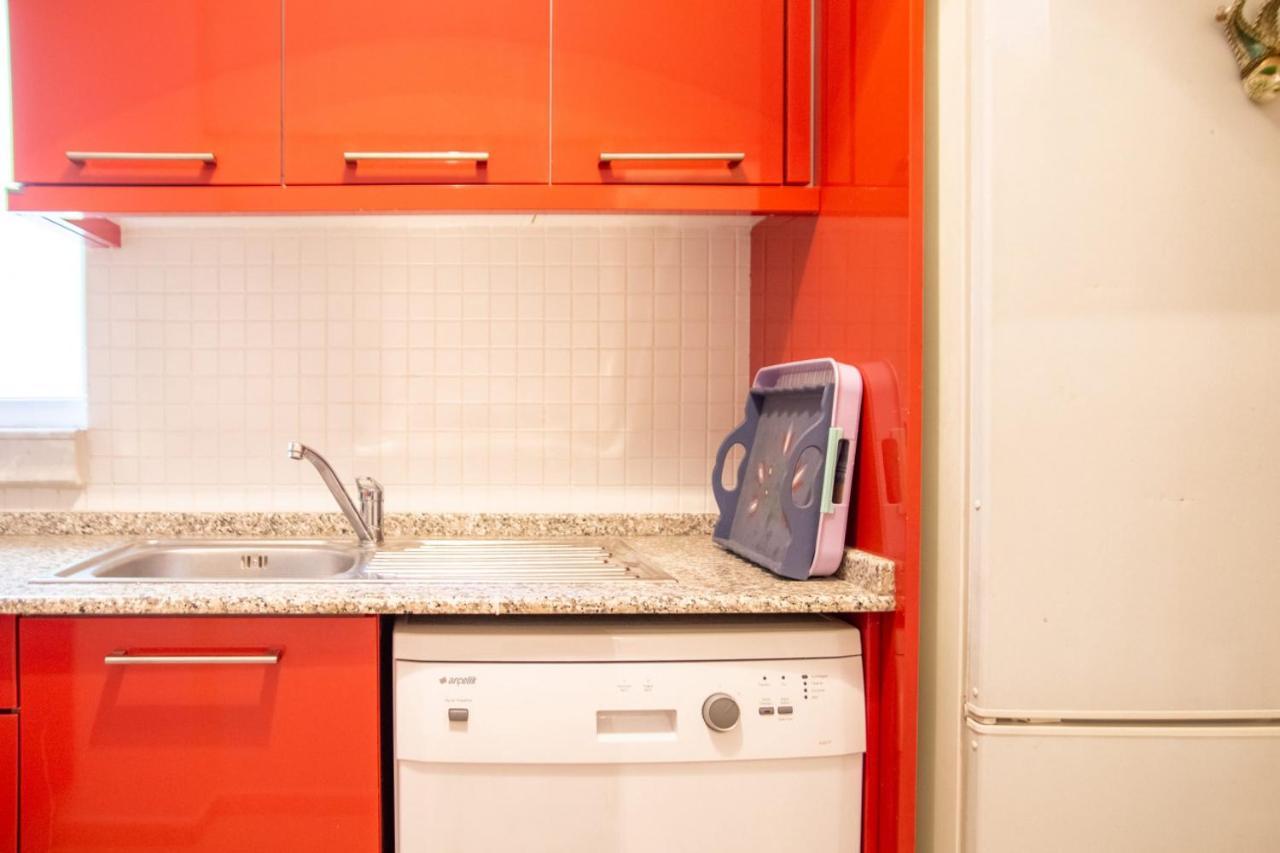 Lovely Flat Near Public Transportation In Izmir Exteriör bild